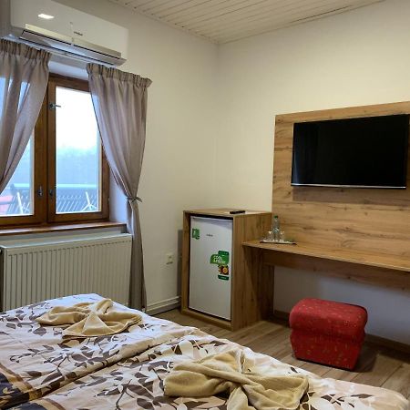 Ranc Pod Babicou Hotel Bojna Exterior photo